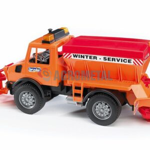 Bruder MB-Unimog s snežno desko