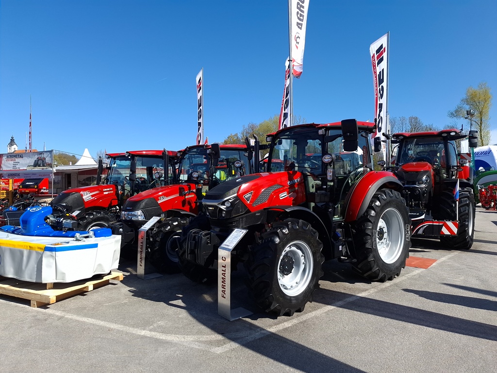 Agrometal Komenda 2025 Case IH Farmall C